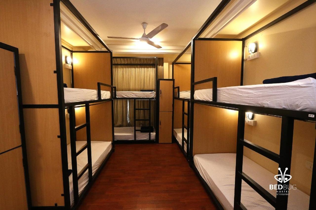 Madpackers Delhi West Hostel Ню Делхи Екстериор снимка