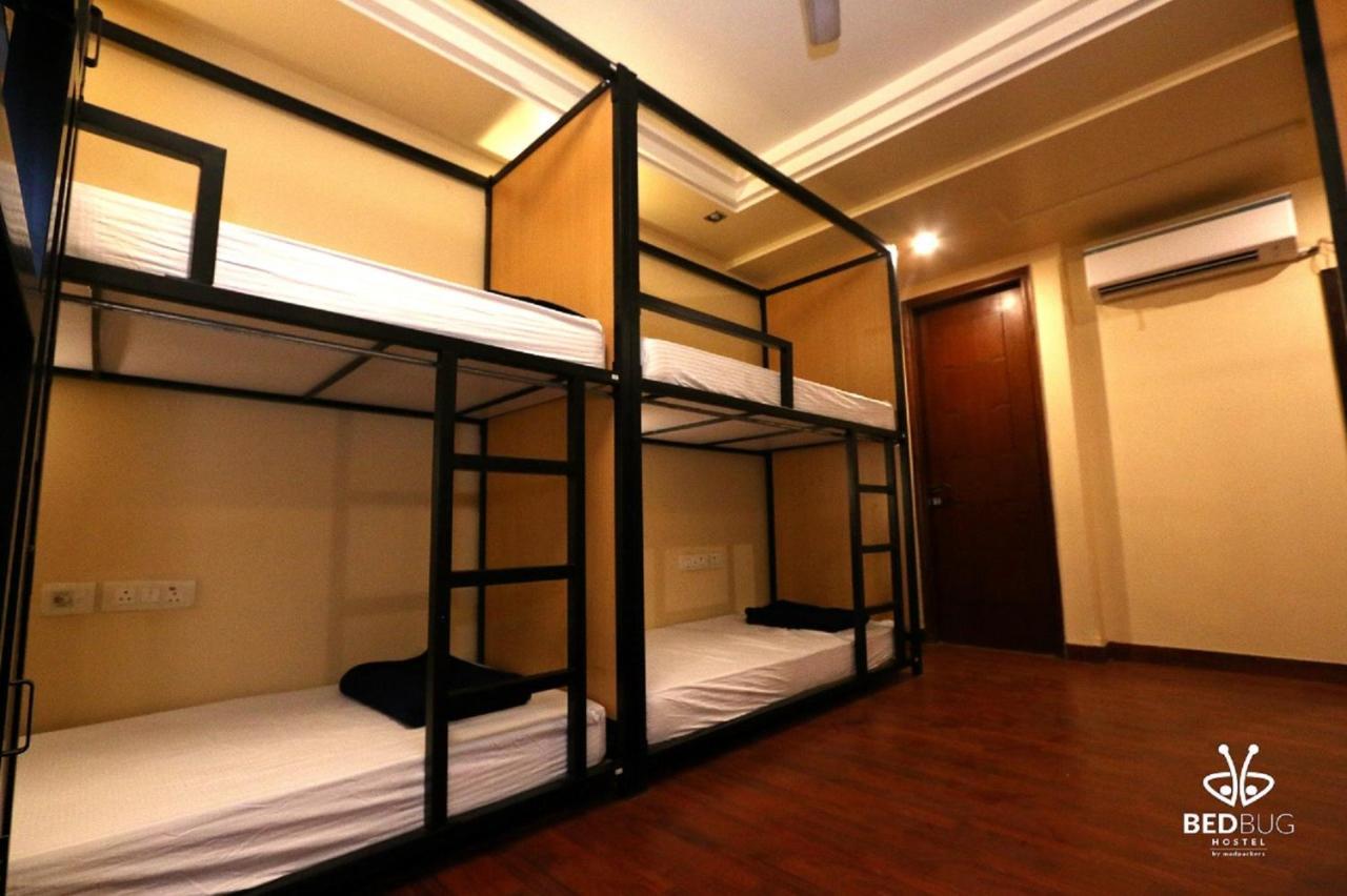 Madpackers Delhi West Hostel Ню Делхи Екстериор снимка