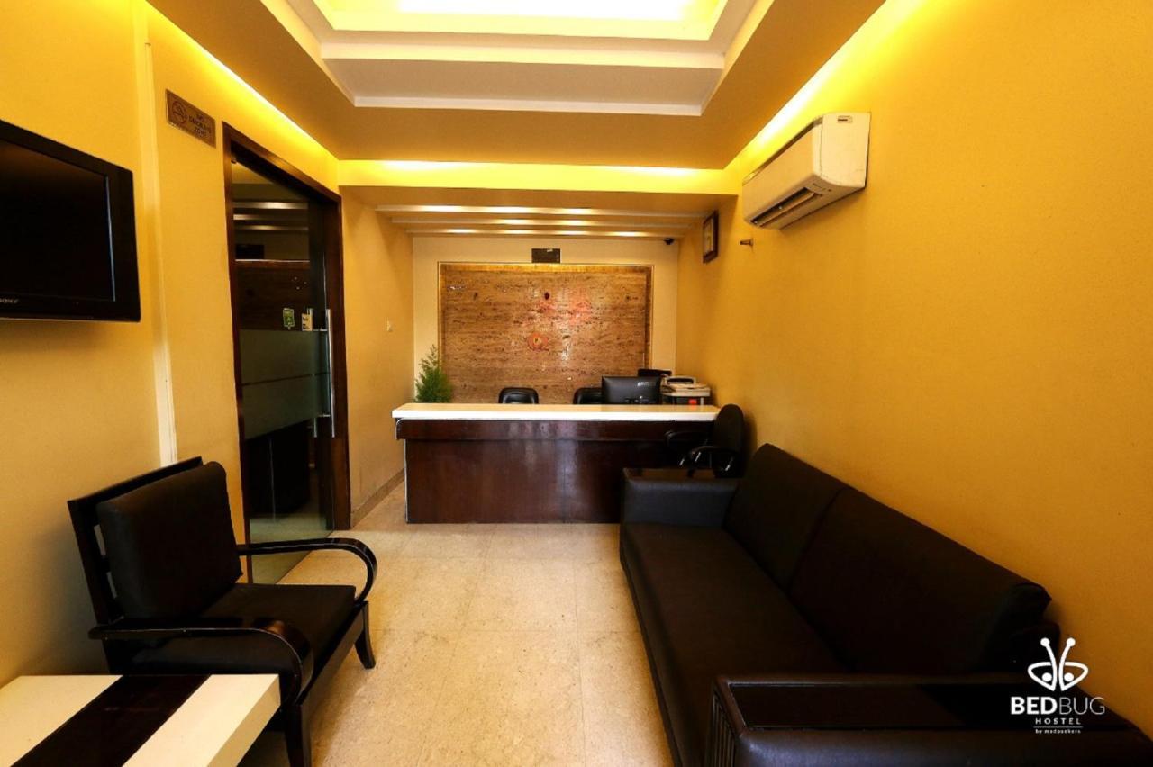 Madpackers Delhi West Hostel Ню Делхи Екстериор снимка