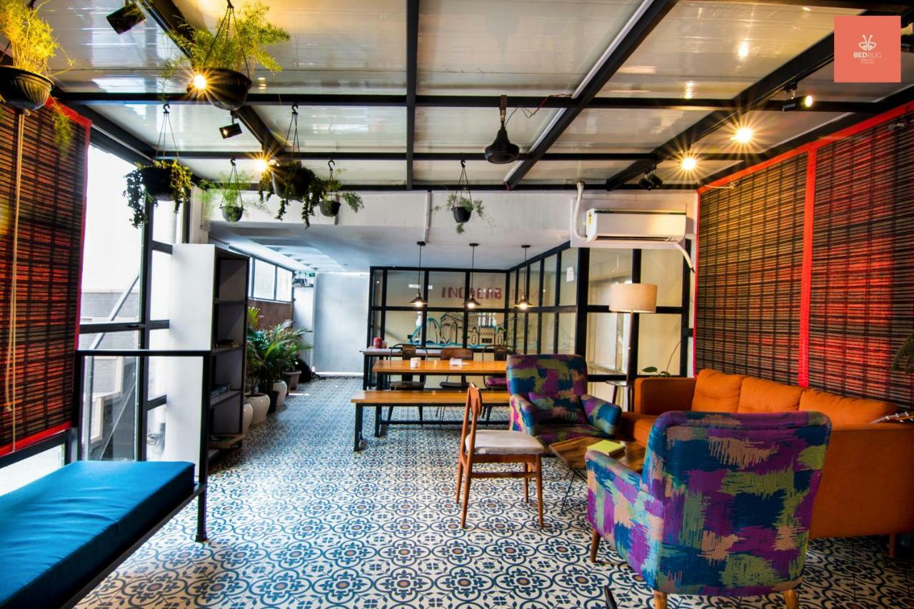 Madpackers Delhi West Hostel Ню Делхи Екстериор снимка